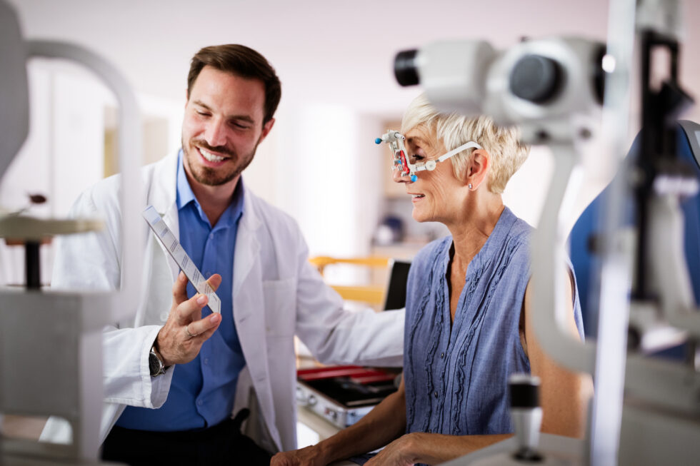 ophthalmology-concept-patient-eye-vision-examinati-LYCMWNZ-980x653